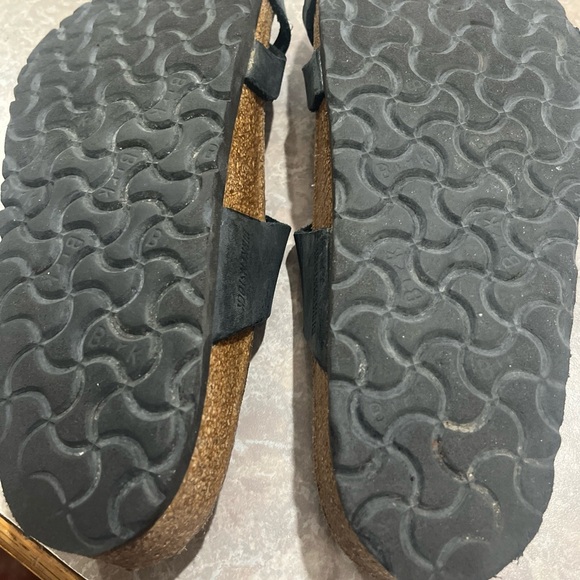 BIRKENSTOCK SANDALS WOMENS SIZE 8 - Picture 6 of 6